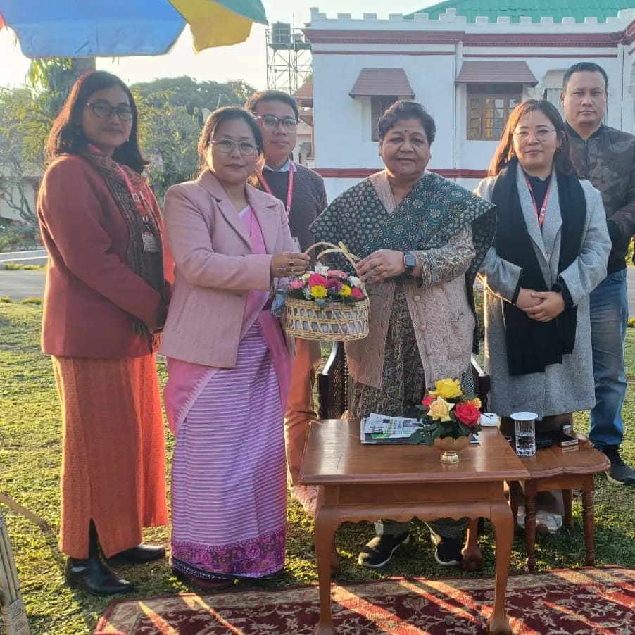 governor-manipur-post-master-lukhram-radheshyam-singh-met-with-five-officials-at-raj-bhavan