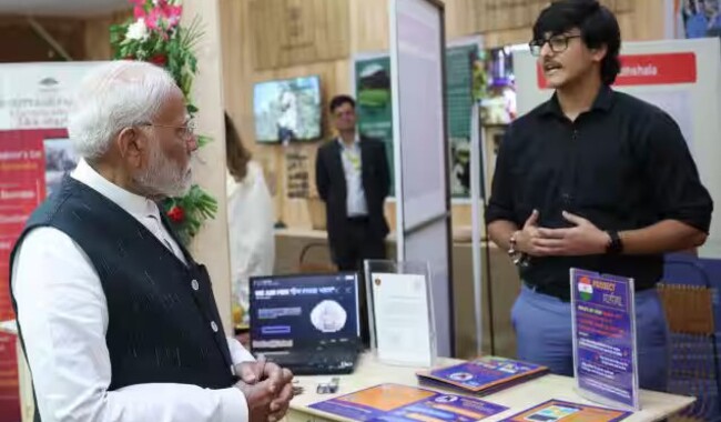 Talented Youngsters of J&K Doing Pioneering Work in Startups: PM Modi