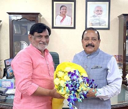 Union Minister Dr. Jitendra Singh and Administrator Praful Patel Discuss UT Development Projects