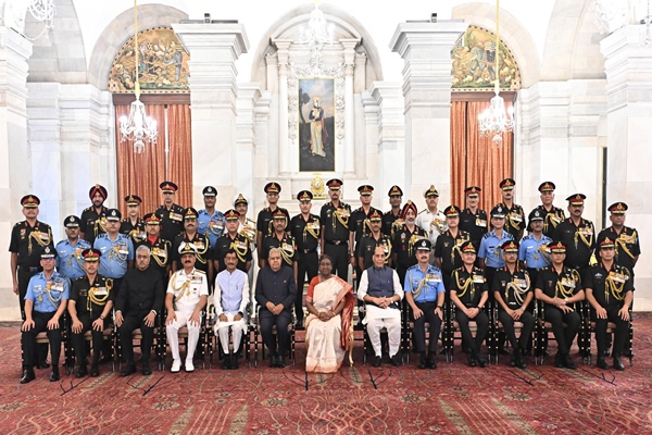 President Murmu Presents Distinguished Service Awards at Defence Investiture Ceremony-2024