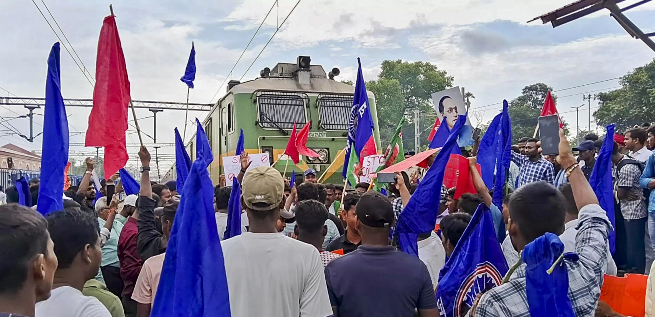 Bharat Bandh Partially Disrupts Rail and Road Services in Odisha