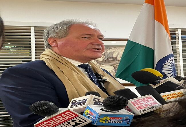 "Remain Calm and Let Police Handle It," Urges MP Bob Blackman Amid Harrow Unrest