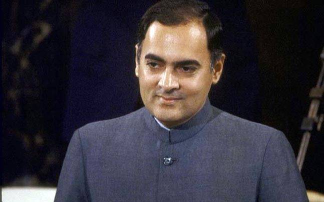 PM Modi Pays Tributes to Former PM Rajiv Gandhi