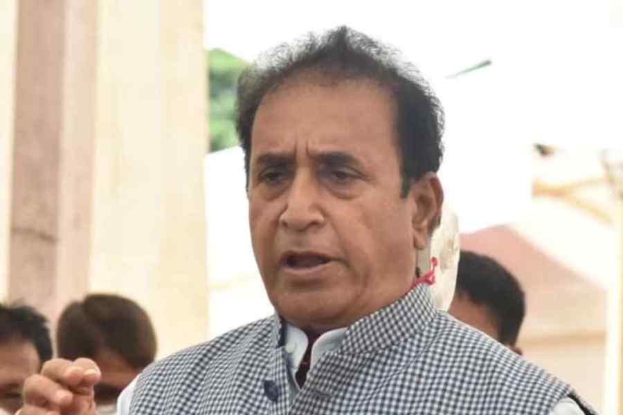 Anil Deshmukh Accuses Devendra Fadnavis of Plotting His Arrest with Central Agencies