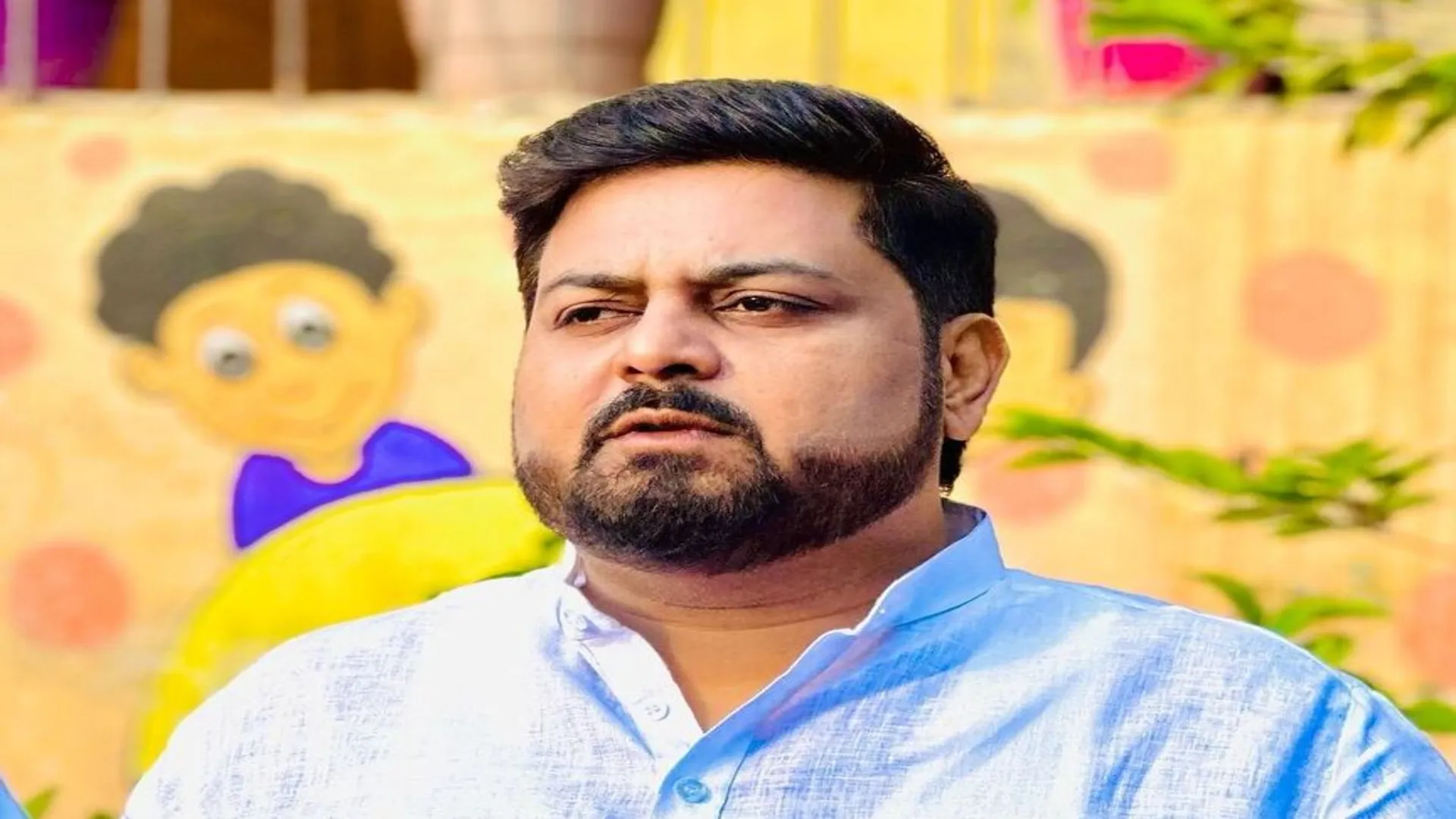 Shiv Sena Leader Dipesh Mhatre Joins Uddhav Thackeray's Faction