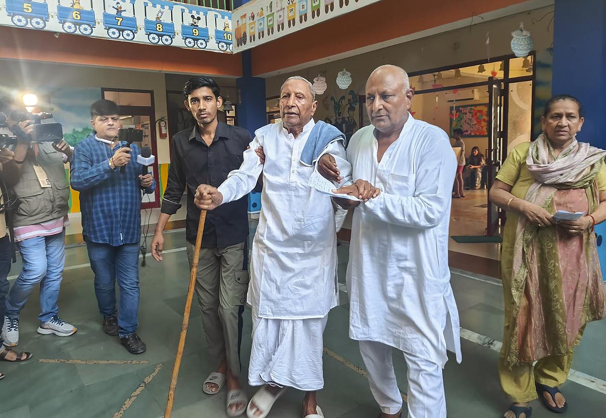 Polling Underway in Haryana Assembly Polls, 9.53% Early Voter Turnout