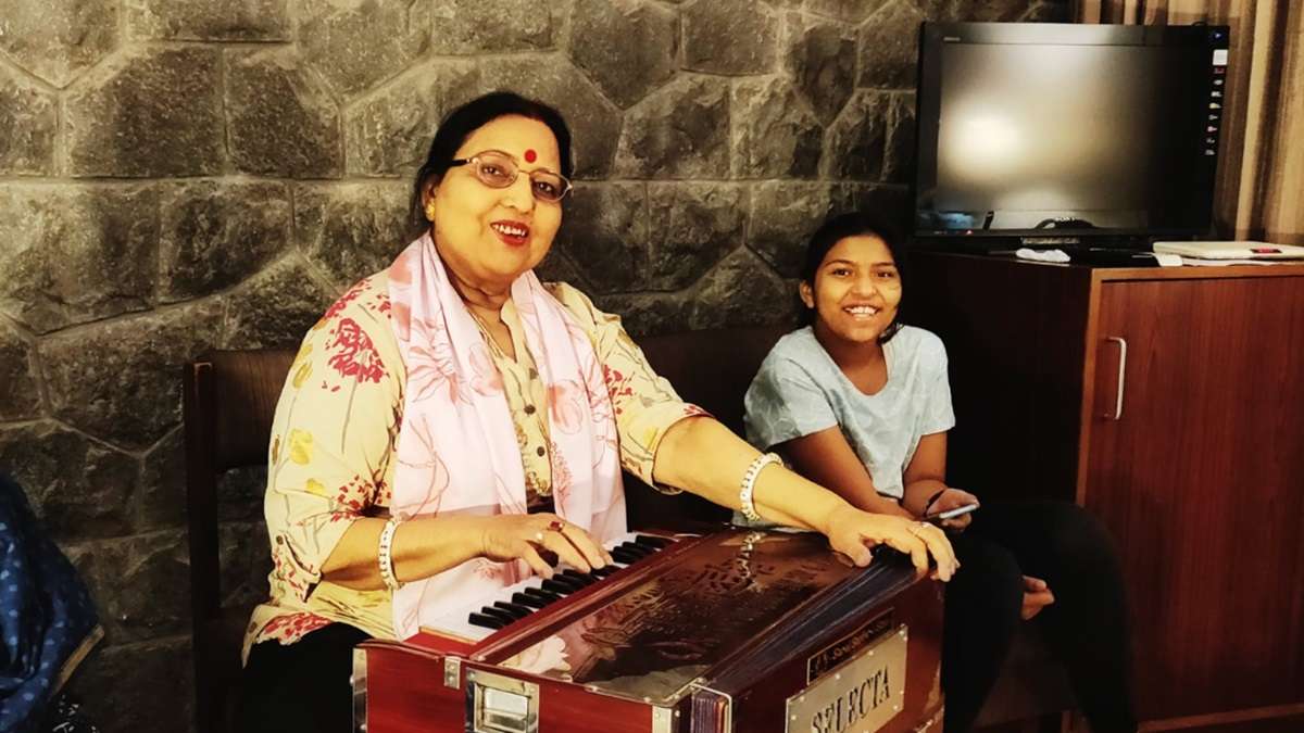 Renowned Folk Singer Sharda Sinha Passes Away at AIIMS Delhi