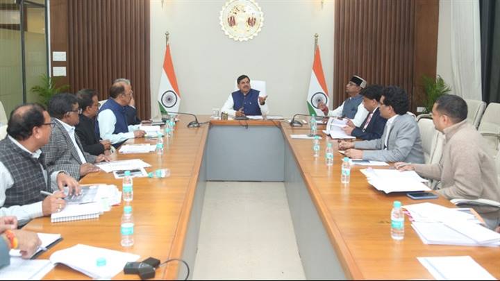 Strict Action Against Fertilizer Irregularities: Madhya Pradesh CM Yadav