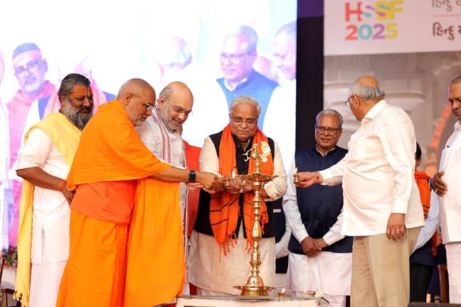 “No Greater Message of Unity Than Kumbh”: HM Shah at Hindu Adhyatmik Aur Seva Mela