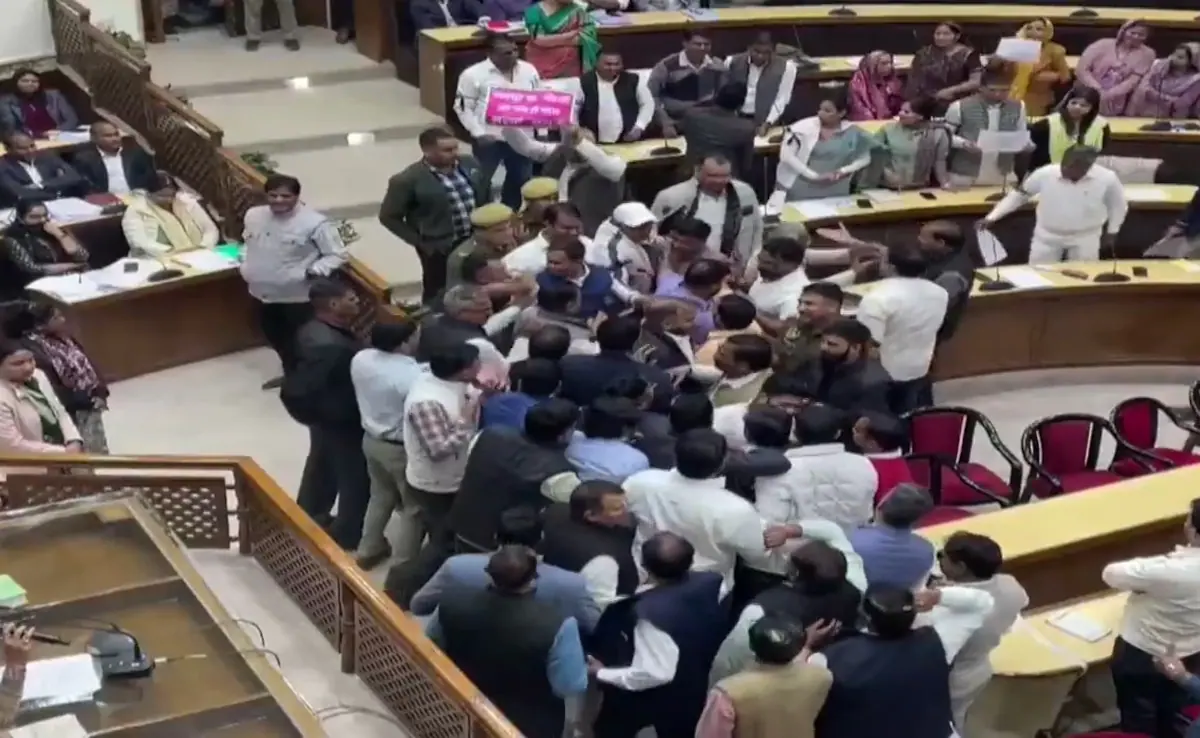 BJP and Congress Councillors Clash Over Land Leases at Jaipur Municipal Meeting