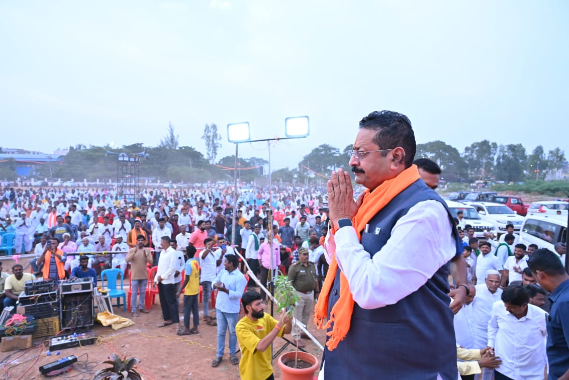 BJP Stands by Karnataka Chief Amid Infighting, Issues Show Cause Notice to Rebel MLA