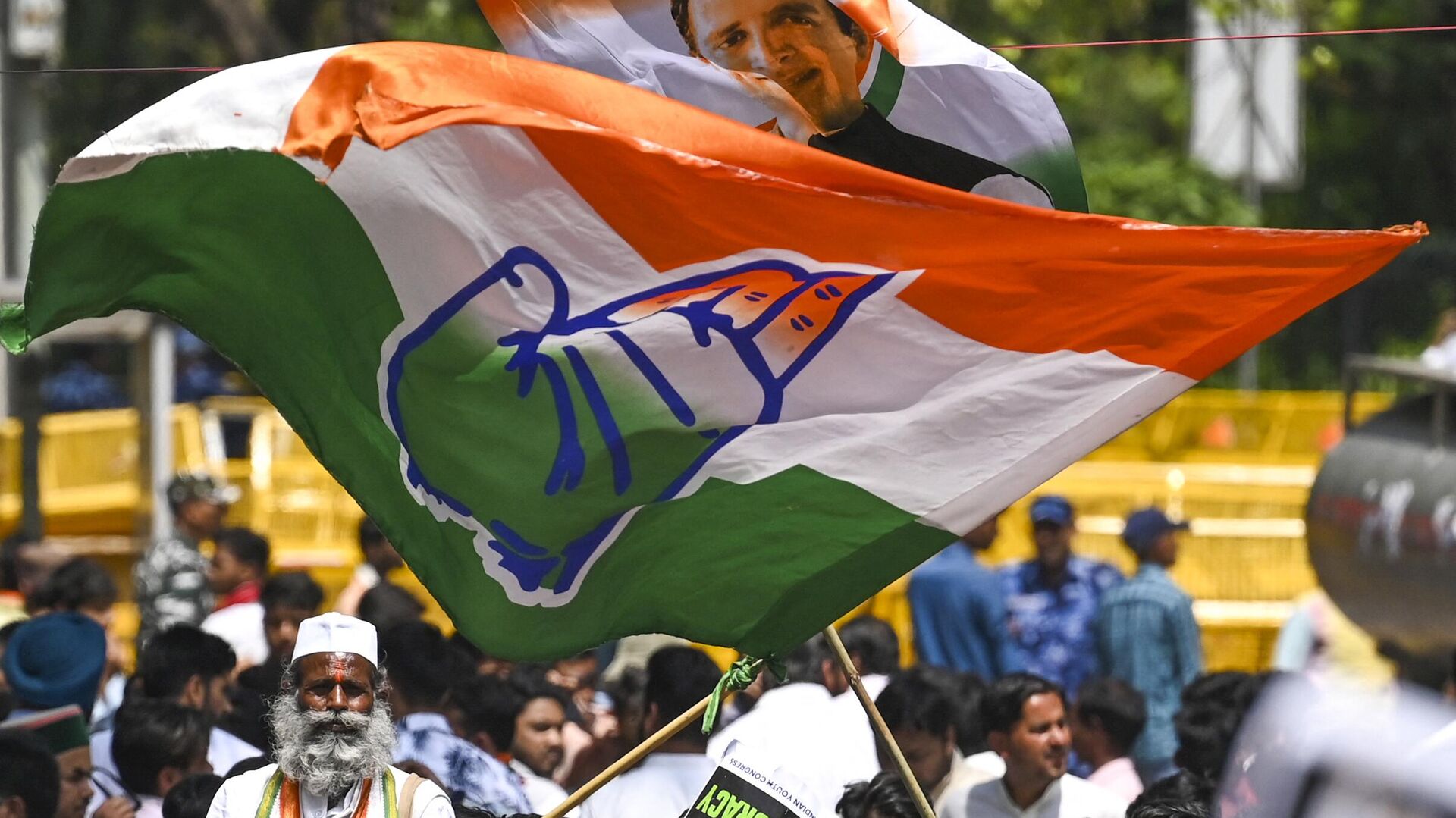 Congress Party's Policy on Religion: A Communal Divide Game with Dangerous Consequences