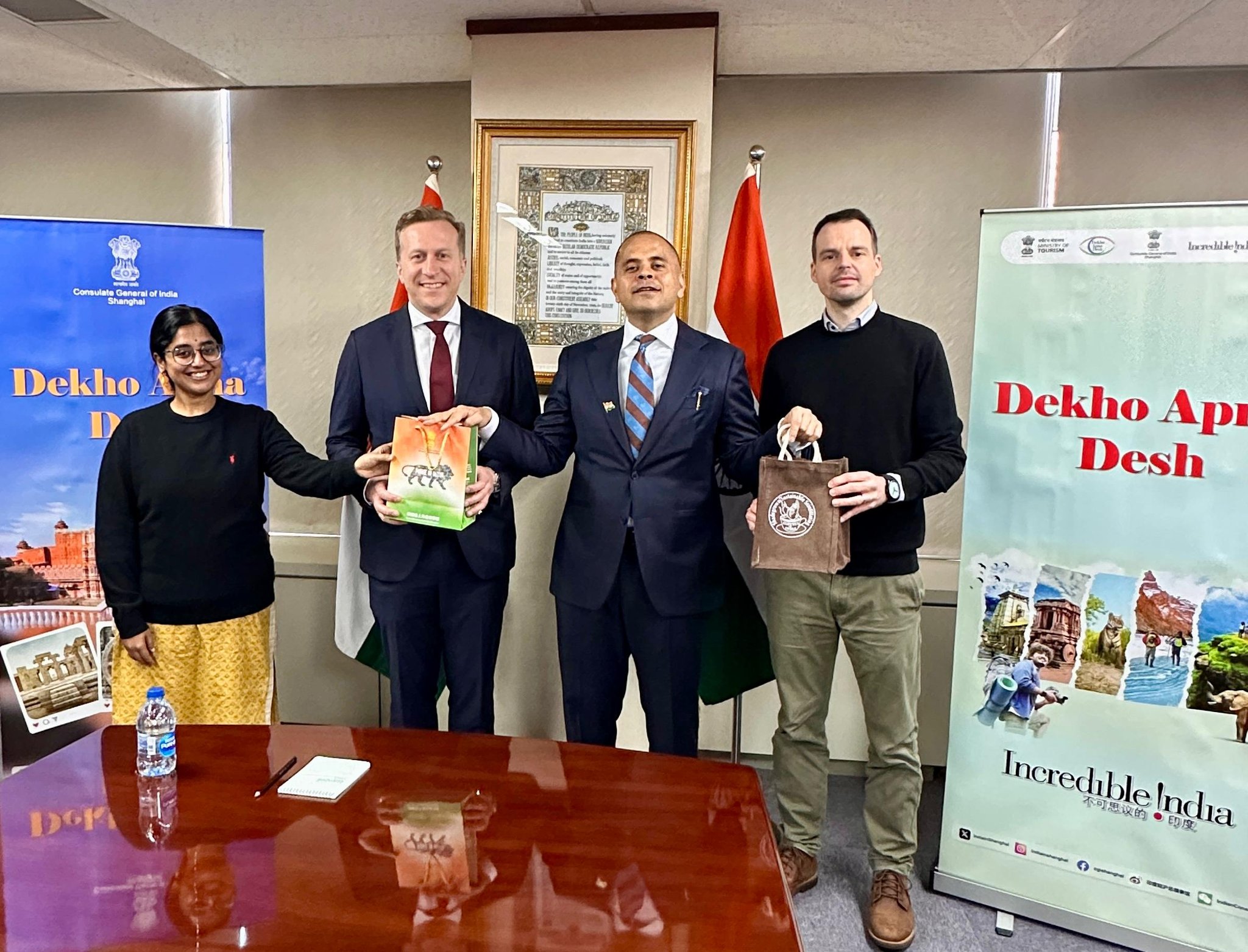 India, Germany Discuss Boosting Investment Ties at Shanghai Meet