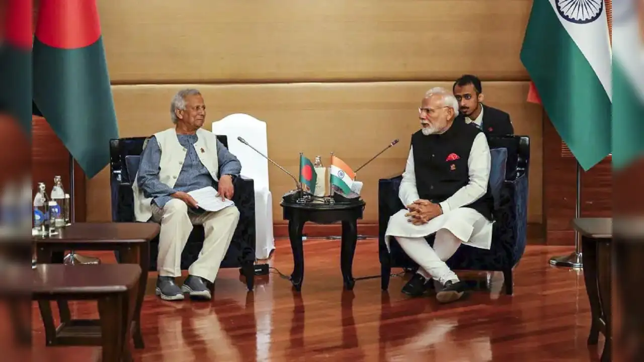 Bangladesh Provokes, India Retaliates: Cargo Access Cancelled Over ‘Landlocked’ Remark