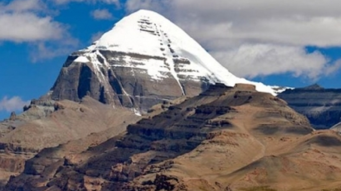 MEA Hints at Resumption of Kailash Mansarovar Yatra, Flight Services to Resume Soon