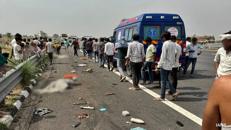 6 Sanitation Workers Killed, 5 Injured in Accident on Delhi-Mumbai Expressway