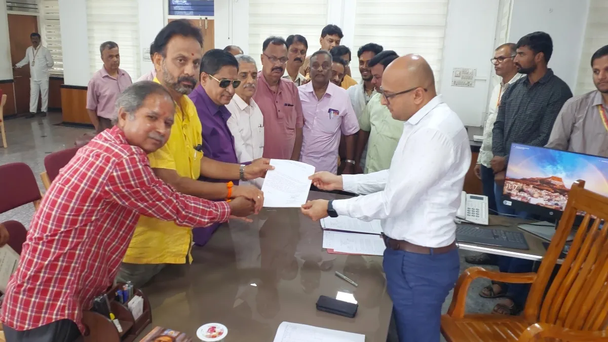 Shivamogga: Students Forced to Remove Janeu, Kalava for CET, Brahmin Groups Demand Action