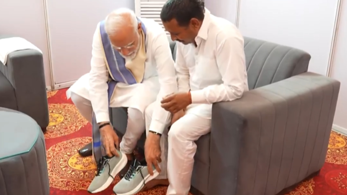 PM Modi Meets Rampal Kashyap, Humbled by 14-Year Vow of Devotion