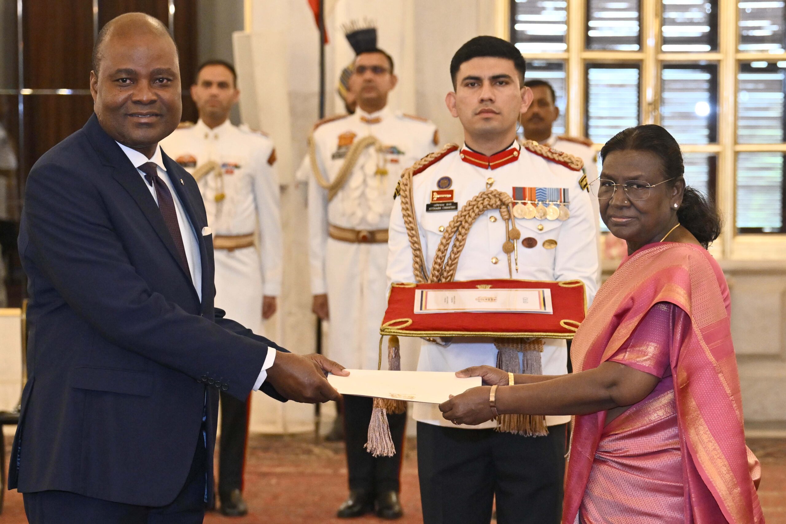 Envoys from Chad, Benin, Algeria, and Niger Present Credentials to President Murmu