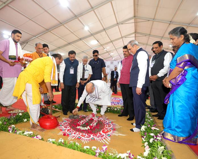 HM Amit Shah Performs Bhoomi Pujan for ‘Swasti Nivas’ in Nagpur, Hails PM Modi’s Healthcare Revolution