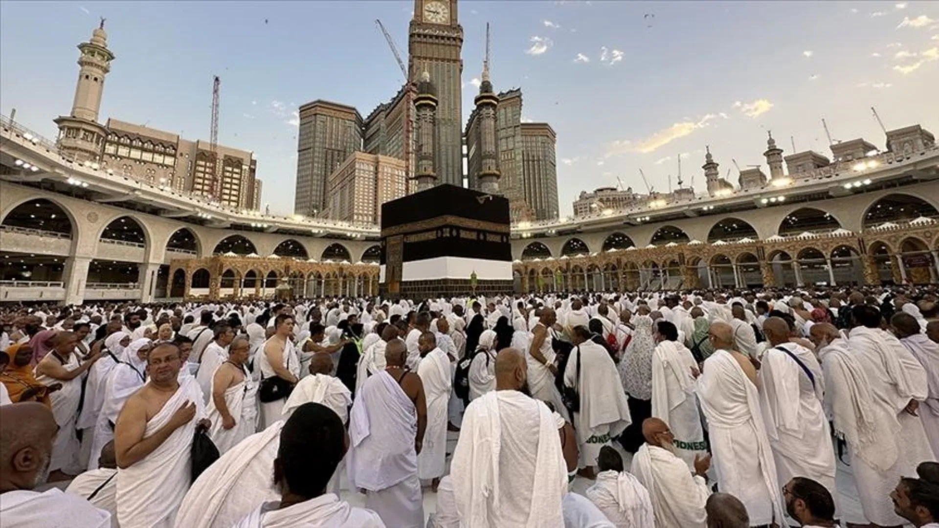 Saudi Arabia Clarifies 'Block Work Visa' Reports: Temporary Haj Restrictions, Not a Ban