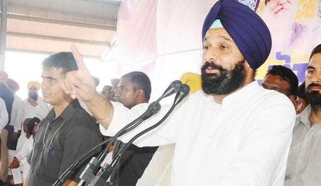 AI or Scandal? Punjab Minister Ravjot Singh Denies Viral Photos, Akalis Demand Sacking, AAP Backs Him