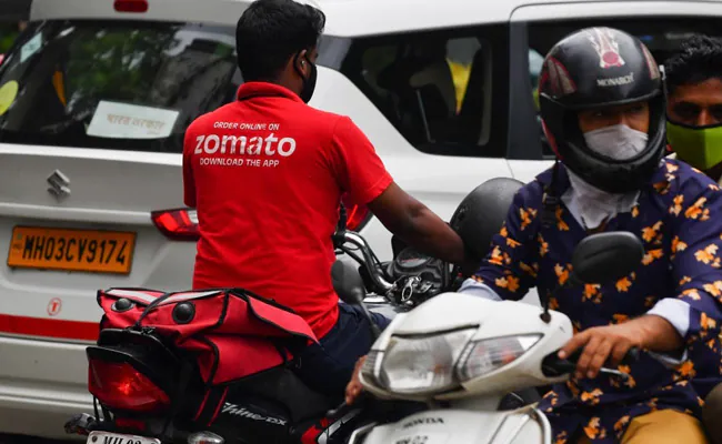 Zomato Faces Flak Over Service Failures, Customer Calls Experience a “Headache”