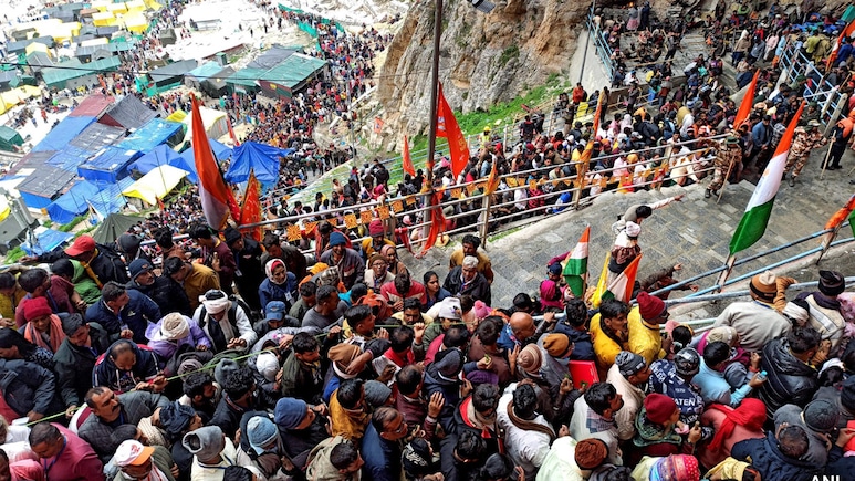 Amarnath Yatra Resumes; 7,908 Pilgrims Depart