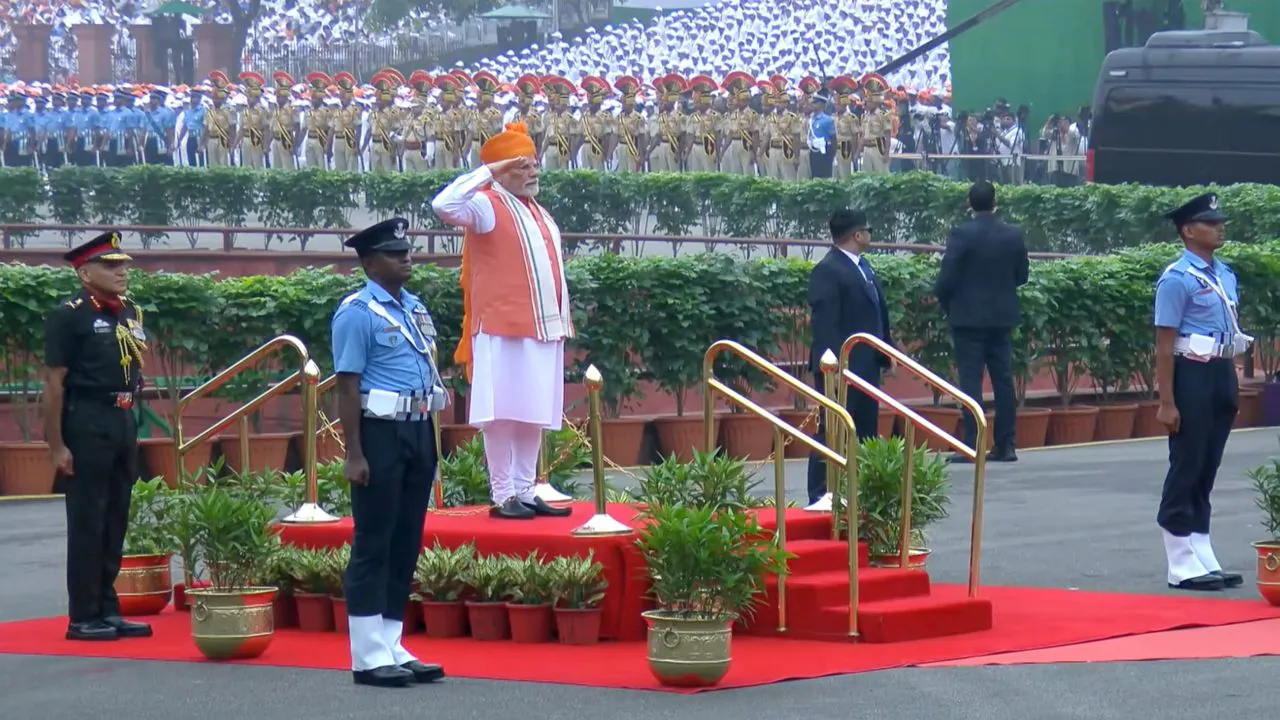 modi red fort independence day 2025 08 f2bd3b237a075cea7672c2628bc9dc24