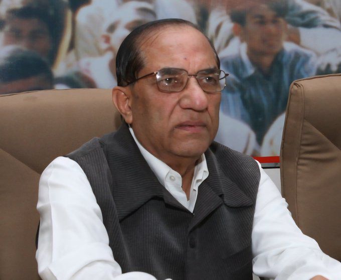 VP Radhakrishnan Pays Tributes to Late V. K. Malhotra