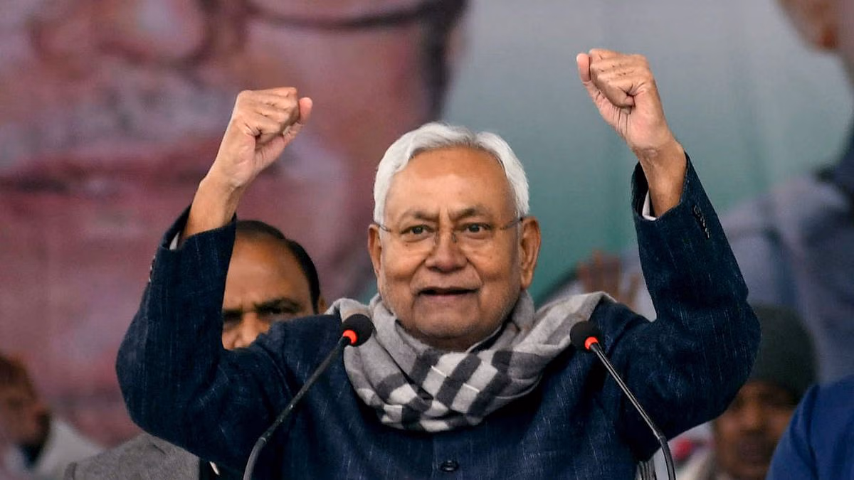 “I Will Remain in NDA”: Nitish Kumar Assures PM Modi