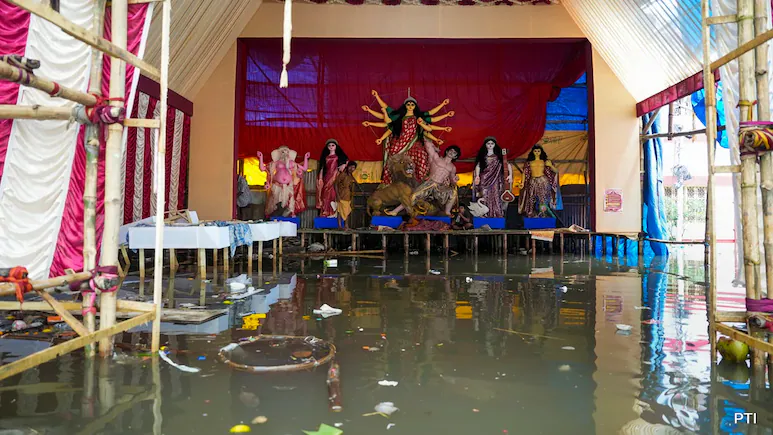 Kolkata Flood Fury Sparks Bitter BJP–TMC Clash