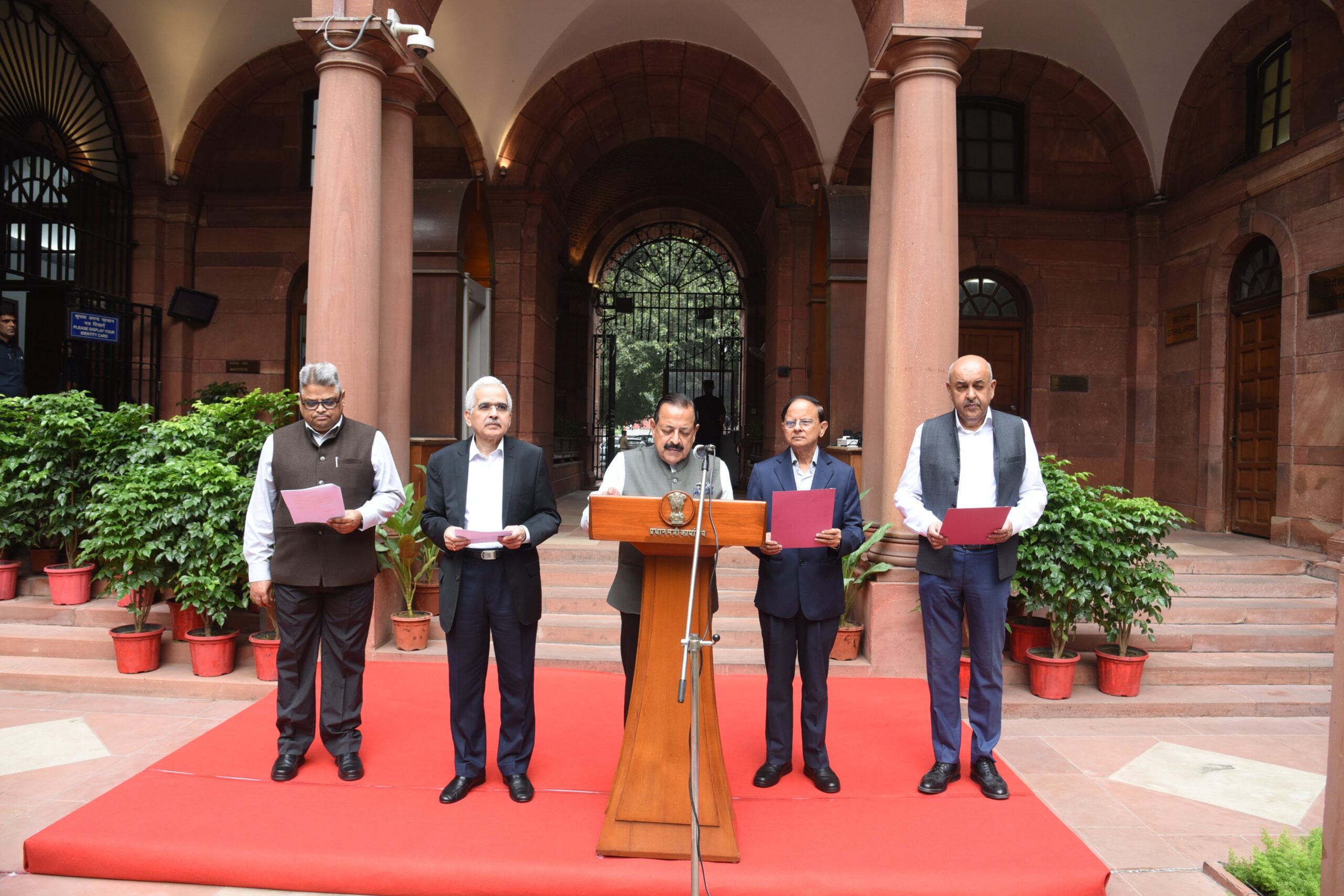 Dr. Jitendra Singh Administers Ekta Pledge at PMO