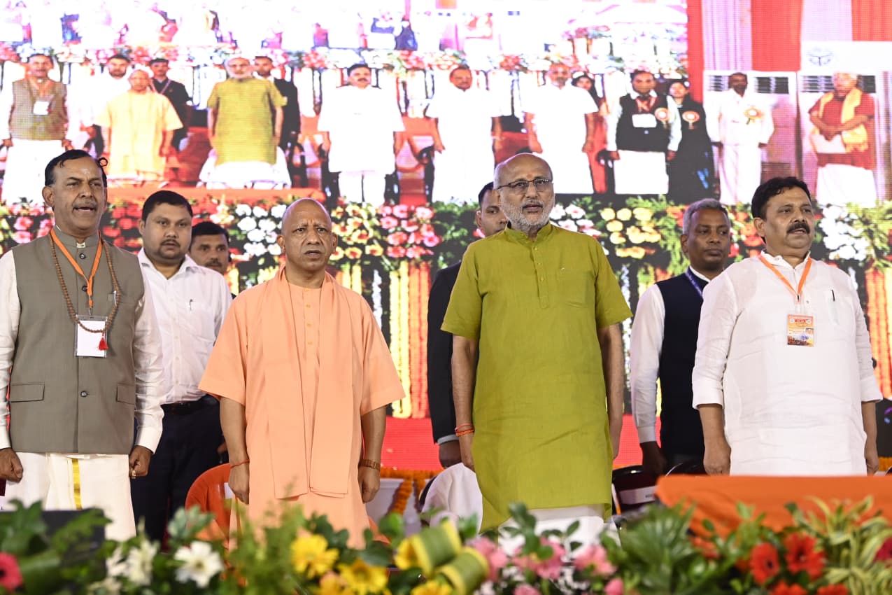 VP Radhakrishnan Inaugurates New Nagarathar Satram in Kashi