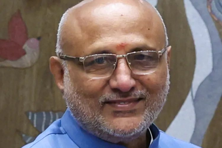 VP Radhakrishnan Hails Sringeri Peetham’s Legacy of Dharma