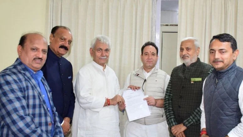 BJP Seeks Cancellation of Muslim Students’ Admissions in J&K College